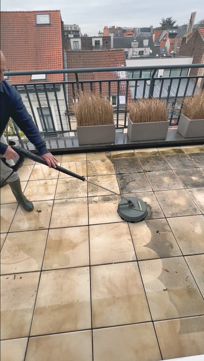 Azur Clean nettoie vos terrasses.